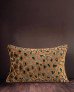 Le coussin Serengeti en velours coupé saphir