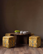 La table basse et les poufs gigognes Regal Botanica