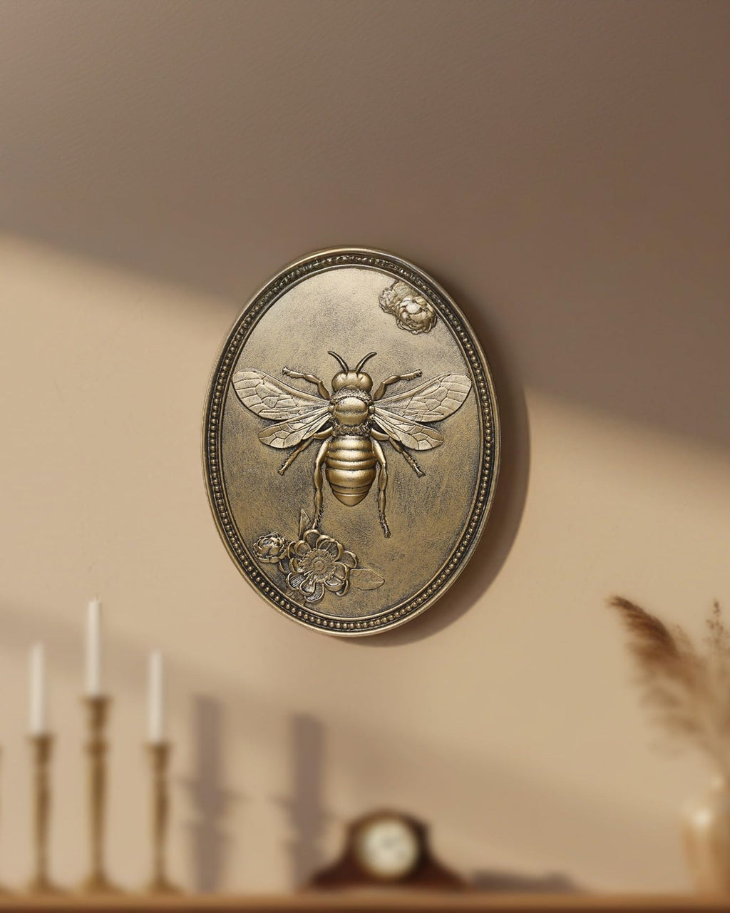 La Reine des Abeilles Plaque Murale Ovale Médaillon Style Vintage