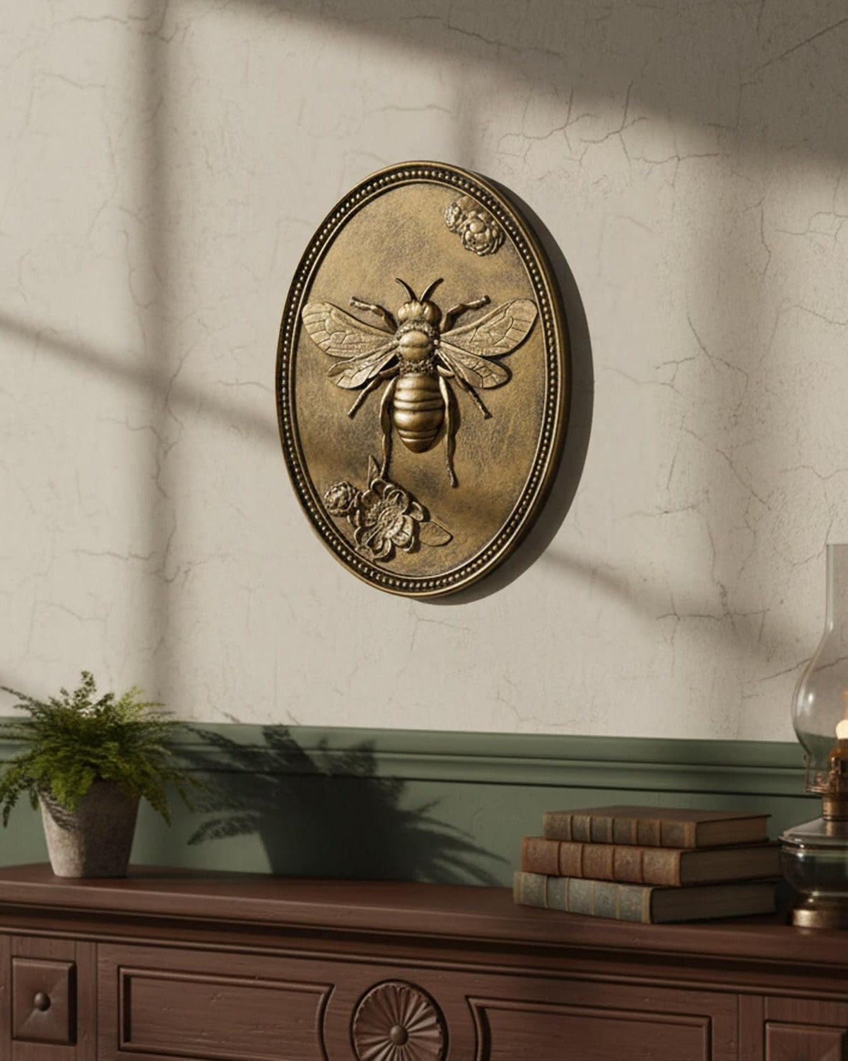 La Reine des Abeilles Plaque Murale Ovale Médaillon Style Vintage