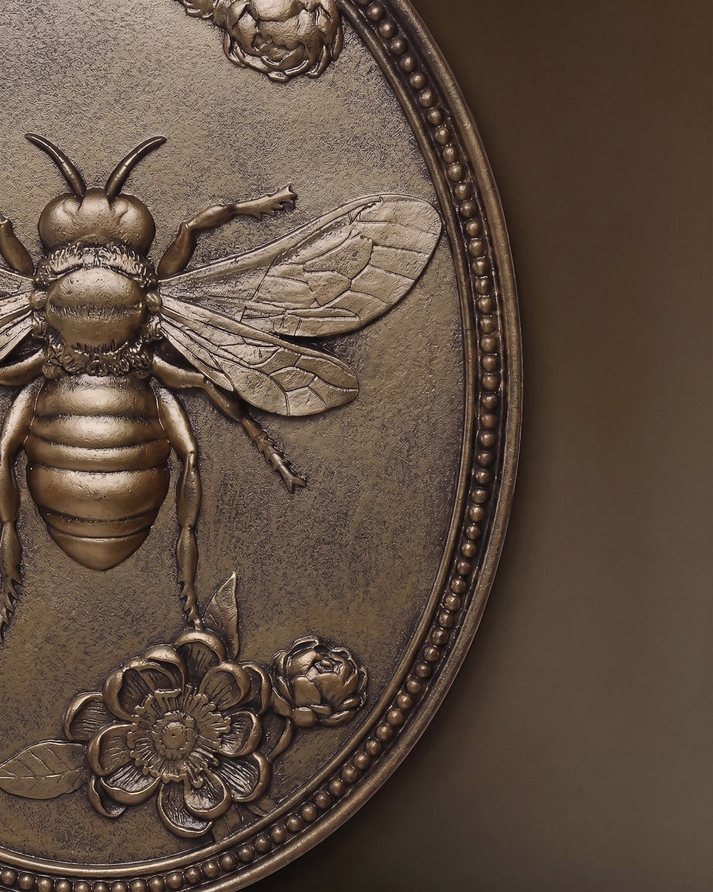 La Reine des Abeilles Plaque Murale Ovale Médaillon Style Vintage