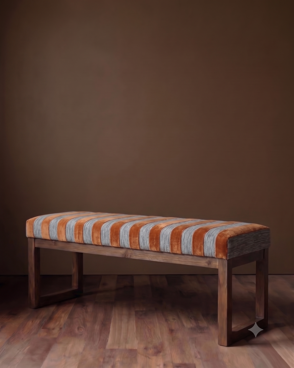 Le banc Henry à rayures rouille