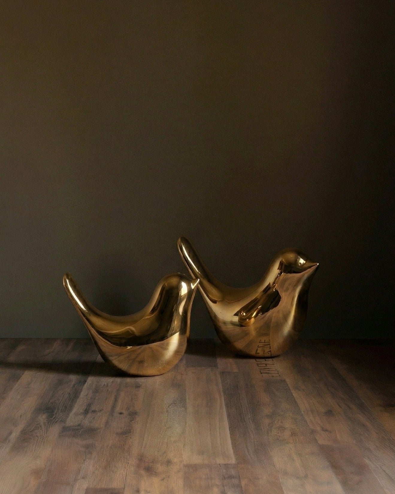 Figurines d'oiseaux en céramique Golden Muse