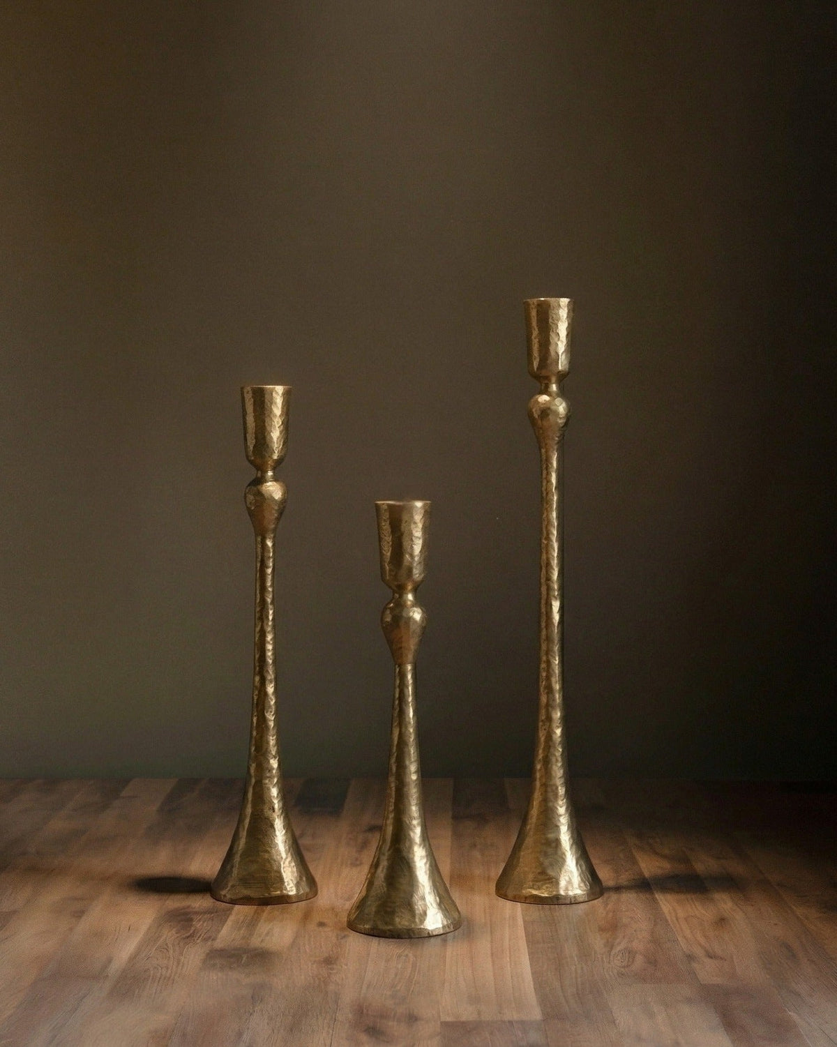 Le bougeoir artisanal trio martelé forgé à la main