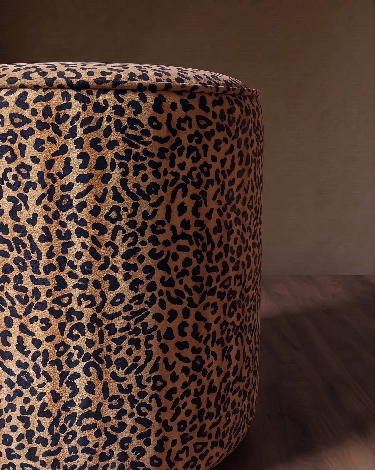 Pouf Monti en velours ciselé