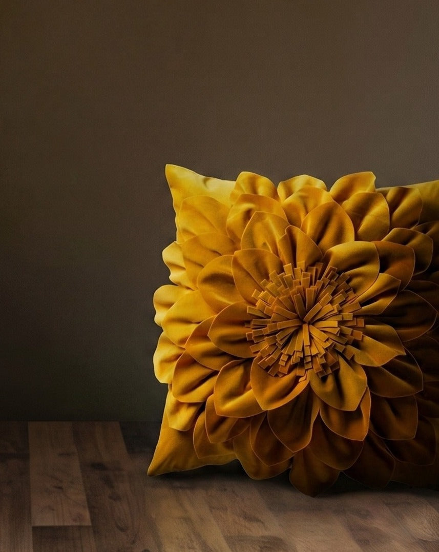 Le Coussin en Velours Fleuri Chrysanthème