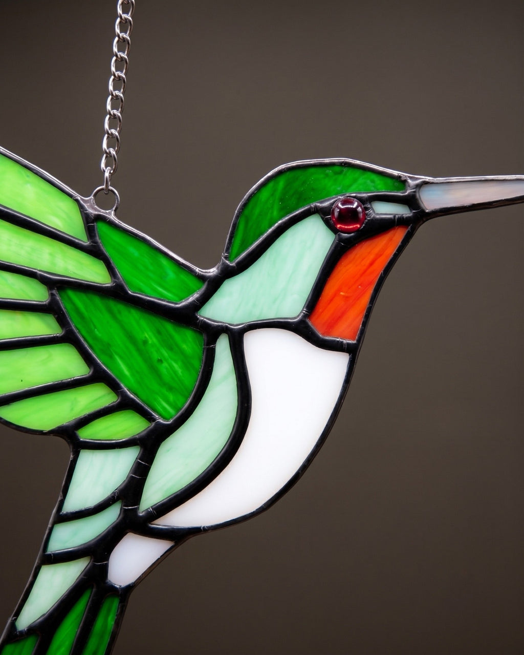 Colibris vitraux Aero : Sculptures lumineuses architecturales et pour fenêtres en cuivre faites à la main