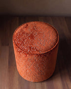 Le pouf-tambour Terracina en velours de Bourgogne