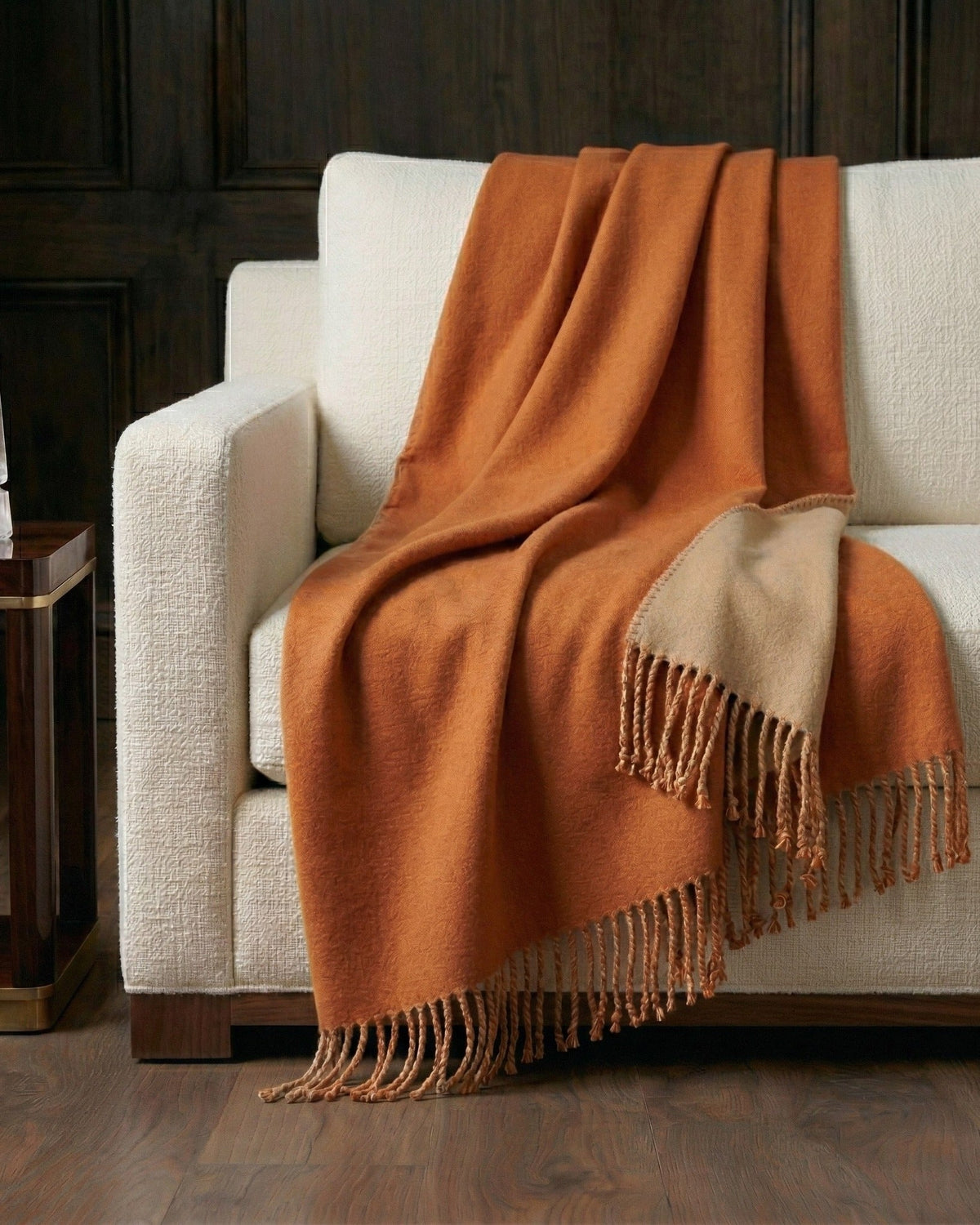 Un Souffle de Confort Naturel : Plaid en Soie de Mûrier Frangé - Terracotta/Camel