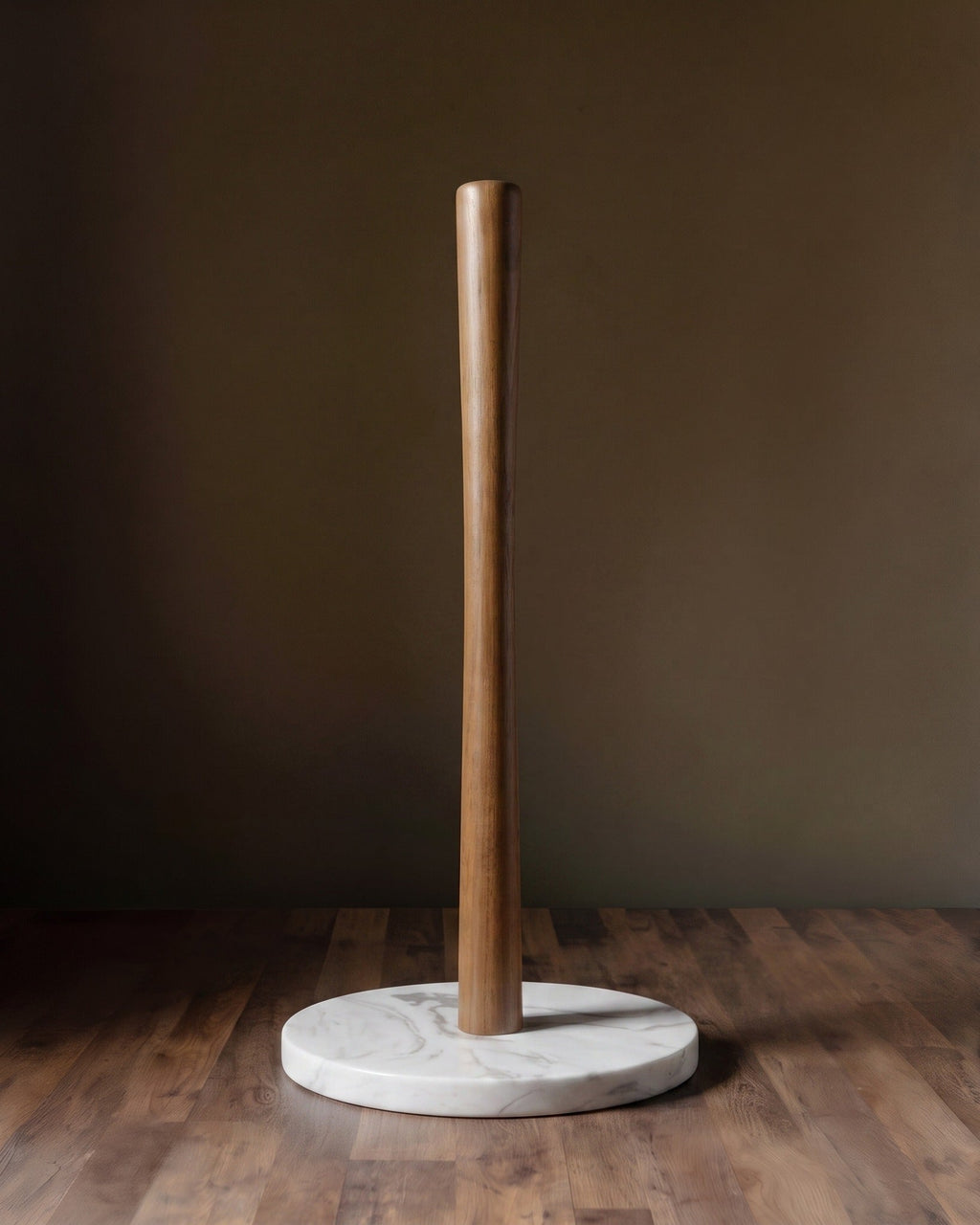 Le porte-essuie-tout de comptoir Carrara & Wood