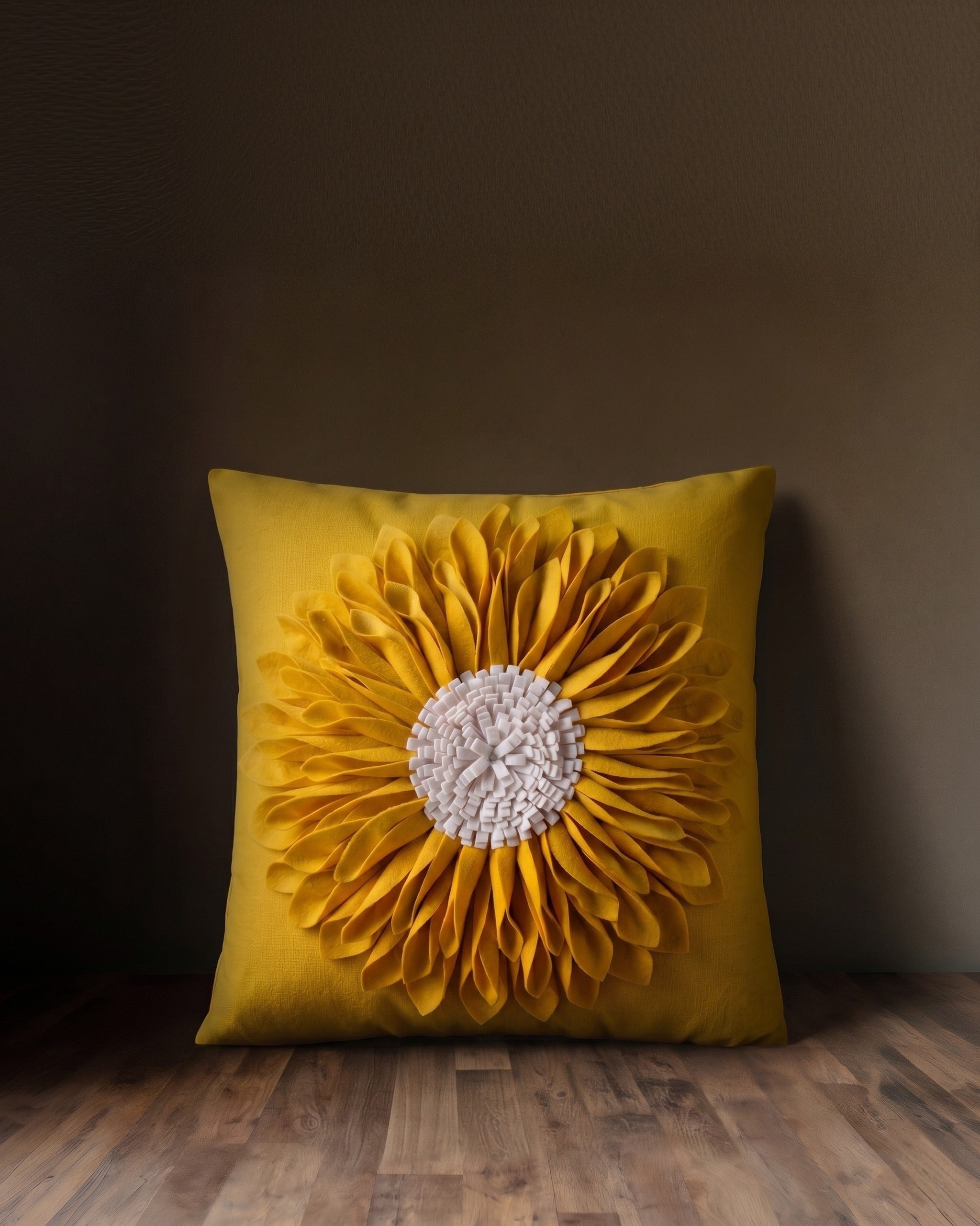 Le coussin d'appoint texturé Marigold Bloom