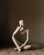 Le penseur en silhouette