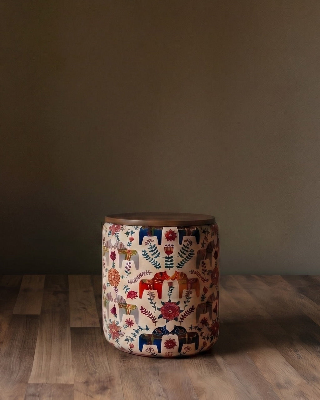 Le pouf de rangement Stockholm | Édition Cheval de Dalécarlie