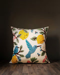 Le coussin d'appoint brodé main Citron et Passereau