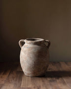 Le vase amphore en terre cuite patinée Artisan
