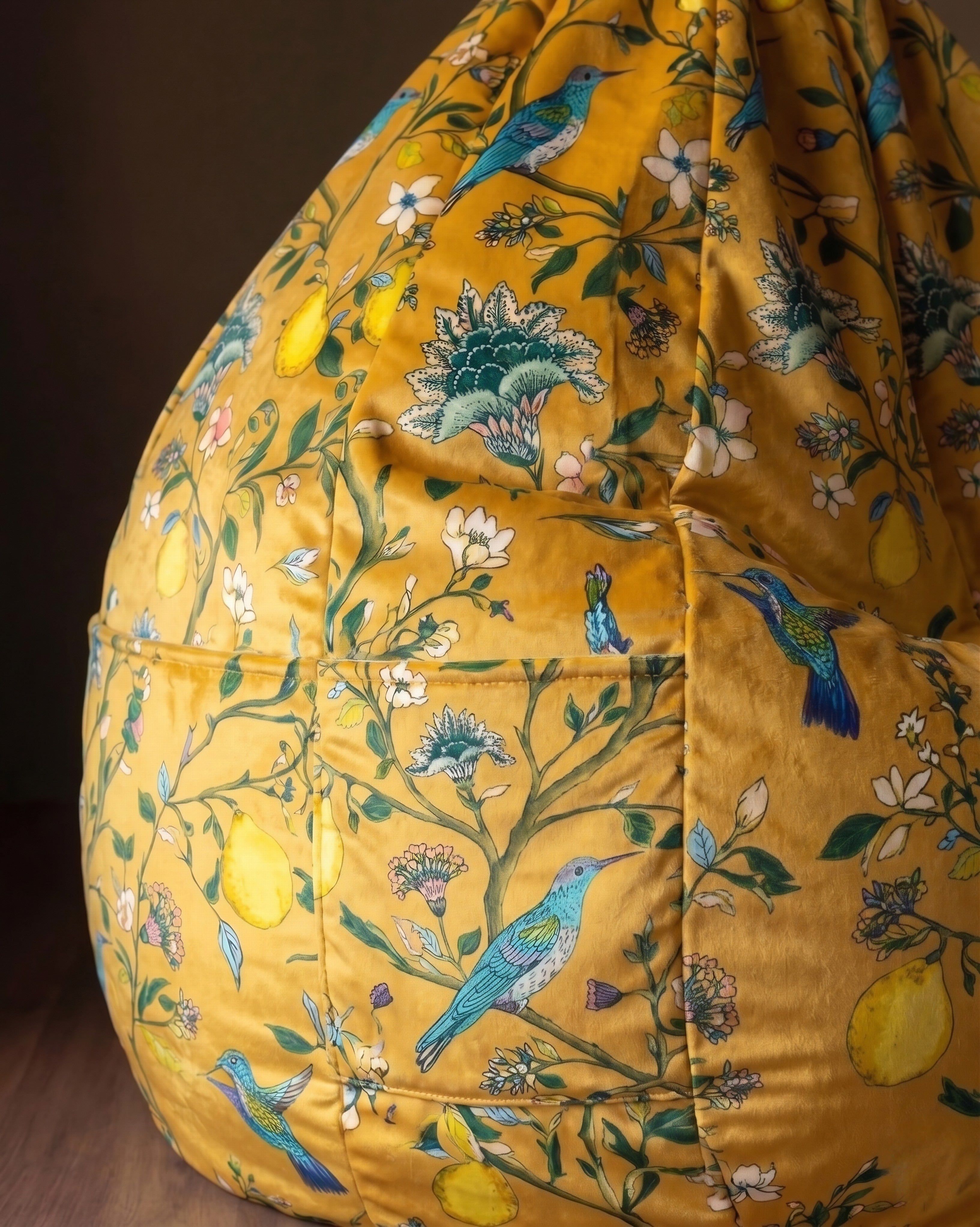 Le pouf en velours The Queen’s Greenhouse