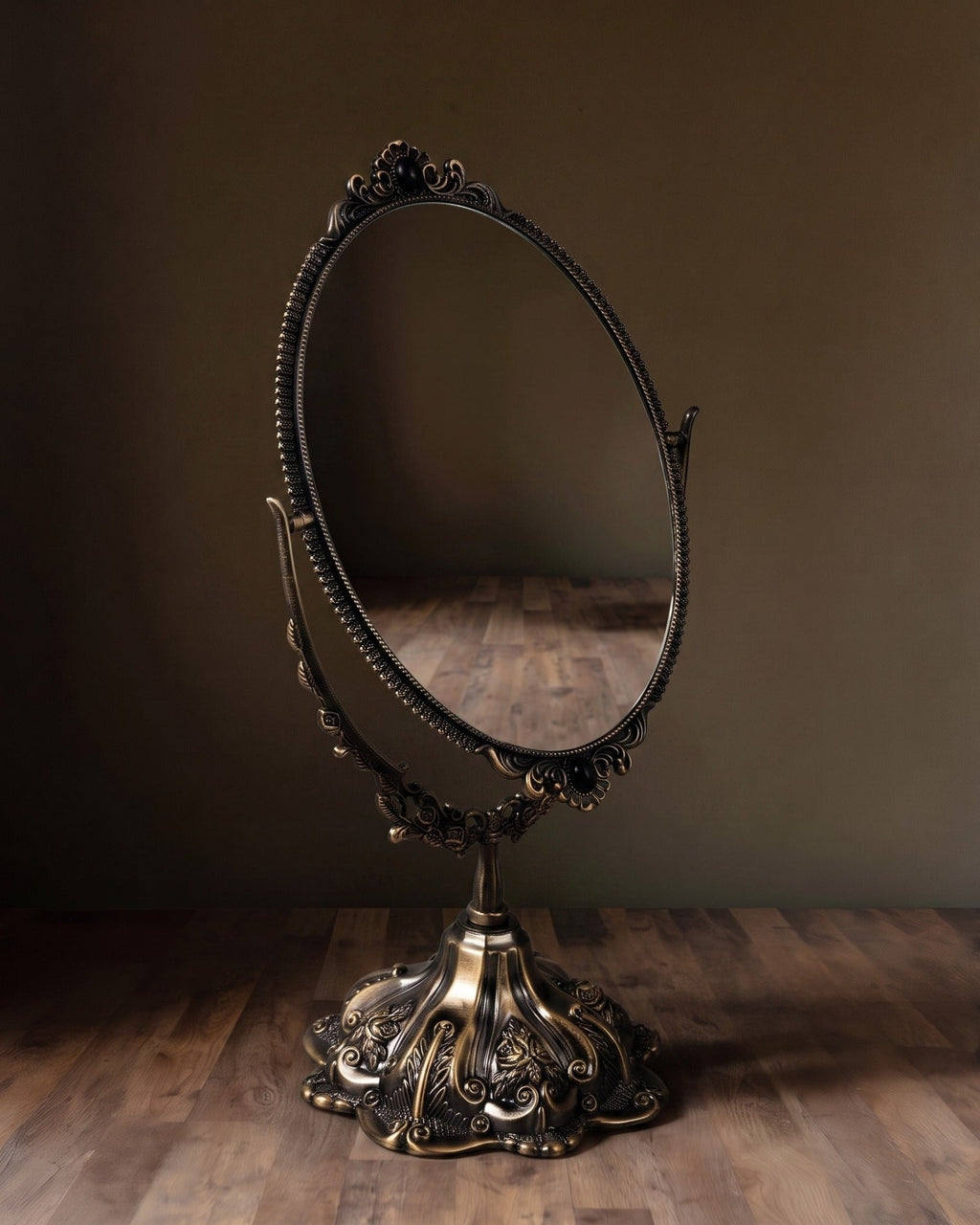 Le Miroir Oval Pivotant Renaissance Miroir de Toilette de Table Décoratif Double Face Finition Bronze Antique