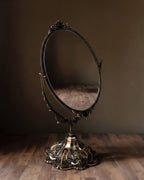 Le Miroir Oval Pivotant Renaissance Miroir de Toilette de Table Décoratif Double Face Finition Bronze Antique