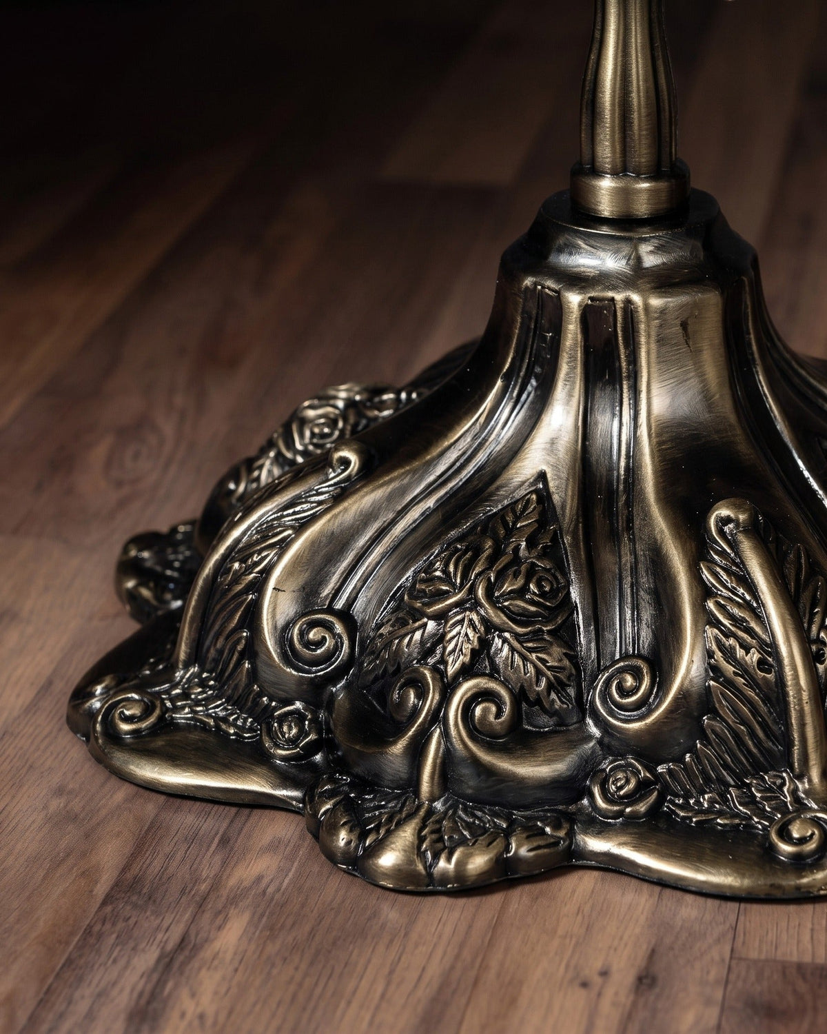 Le Miroir Oval Pivotant Renaissance Miroir de Toilette de Table Décoratif Double Face Finition Bronze Antique