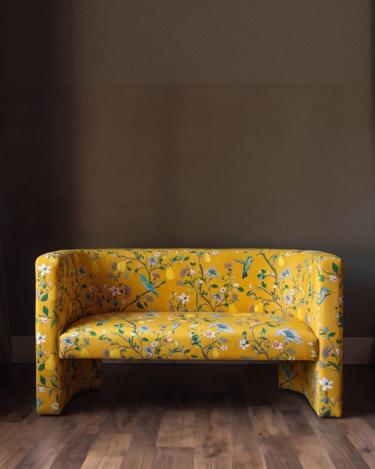 La Causeuse Queen Botanical Velvet